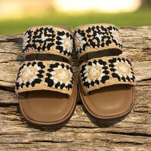 Free People Juliet Crochet Strap Slides with Floral Design in the color Wheat